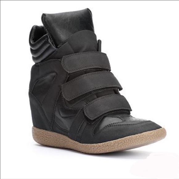 hidden heel sneakers